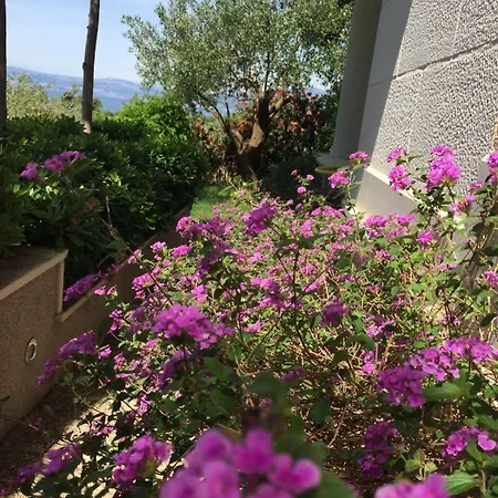 Lejlighed Geraeumige Mit Privatem Sonnenbalkon Splitska